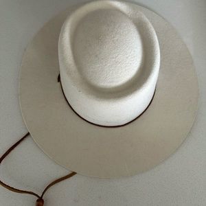 Gigi Pip WREN TELESCOPE CROWN - Off White S/M/57